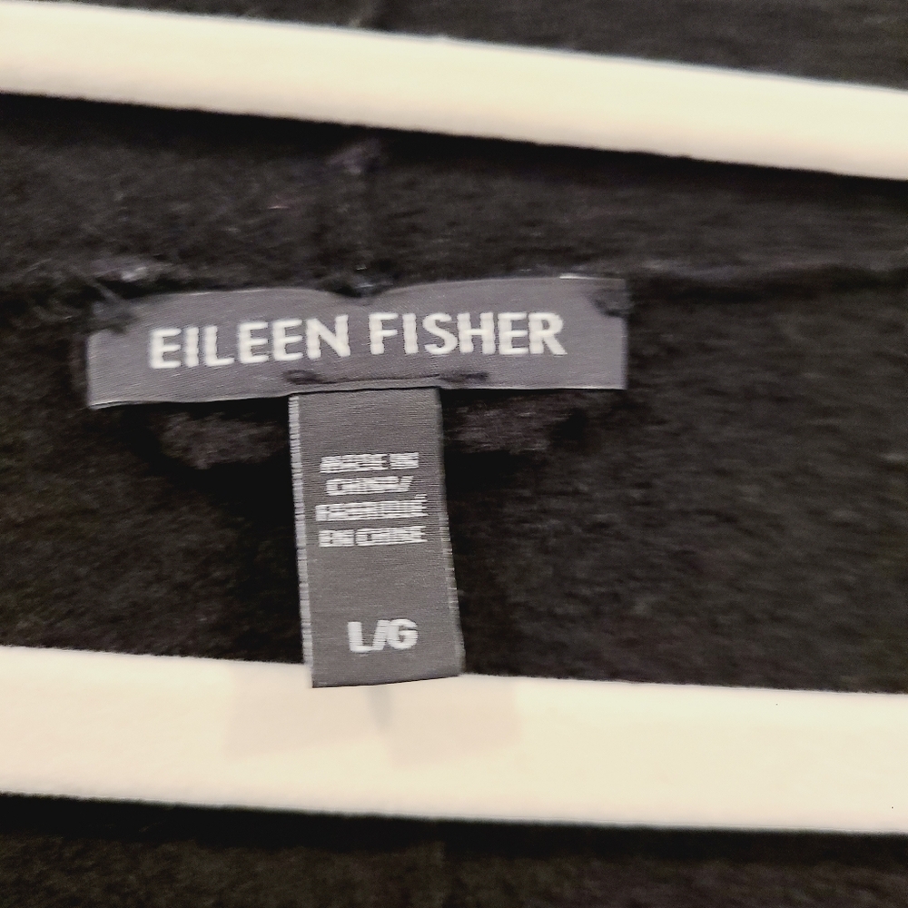 Eileen Fisher 100% Merino Wool Black Asymmetrical Zipper Jacket - Picture 4 of 10
